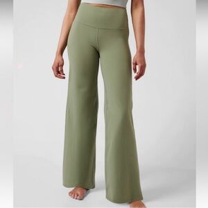 Athleta Elation Wide Leg Pant